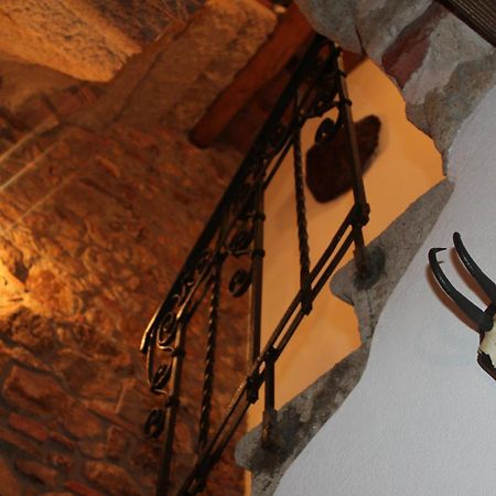 La Divina Dimora Il Castello Degli Spiriti Magni Apartment Montepescali Ruang foto